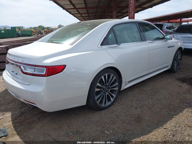 1LN6L9NP9H5637572 Lincoln Continental Reserve
