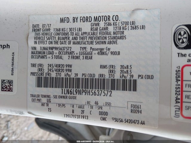 1LN6L9NP9H5637572 Lincoln Continental Reserve