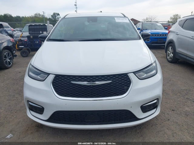 2024 Chrysler Pacifica Touring L მანქანა იყიდება აუქციონზე, vin: 2C4RC1BG7RR119925, აუქციონის ნომერი: 44838678