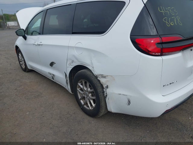 2024 Chrysler Pacifica Touring L მანქანა იყიდება აუქციონზე, vin: 2C4RC1BG7RR119925, აუქციონის ნომერი: 44838678