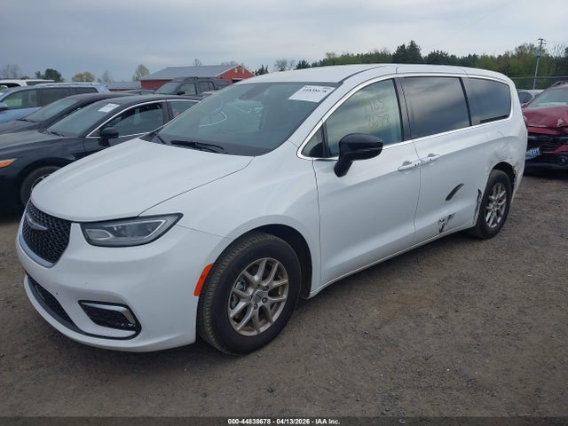 2024 Chrysler Pacifica Touring L მანქანა იყიდება აუქციონზე, vin: 2C4RC1BG7RR119925, აუქციონის ნომერი: 44838678