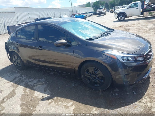 Aukcja sprzedaży 2018 Kia Forte Lx, vin: 3KPFL4A78JE184892, numer aukcji: 44838700