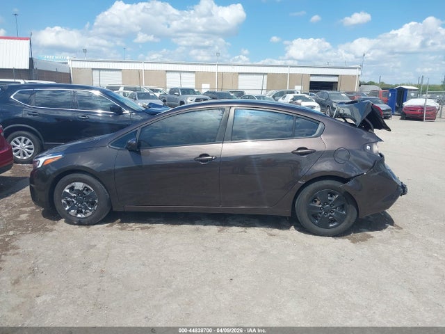 Aukcja sprzedaży 2018 Kia Forte Lx, vin: 3KPFL4A78JE184892, numer aukcji: 44838700