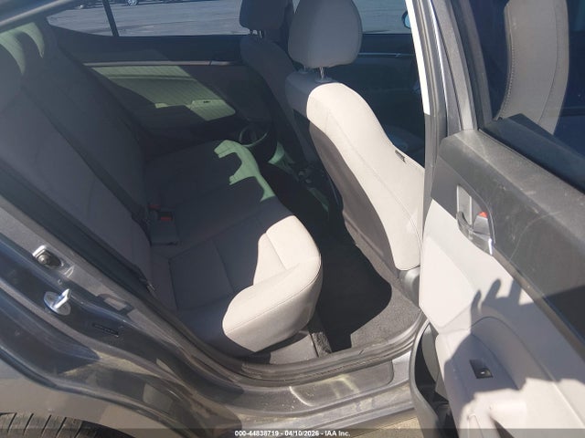 44838719 :رقم المزاد ، 5NPD84LF5KH463873 vin ، 2019 Hyundai Elantra Value Edition مزاد بيع