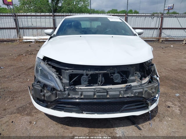 Aukcja sprzedaży 2015 Chrysler 200 S, vin: 1C3CCCBB4FN626641, numer aukcji: 44838729
