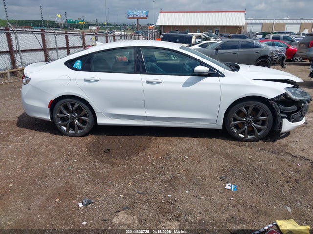 Aukcja sprzedaży 2015 Chrysler 200 S, vin: 1C3CCCBB4FN626641, numer aukcji: 44838729