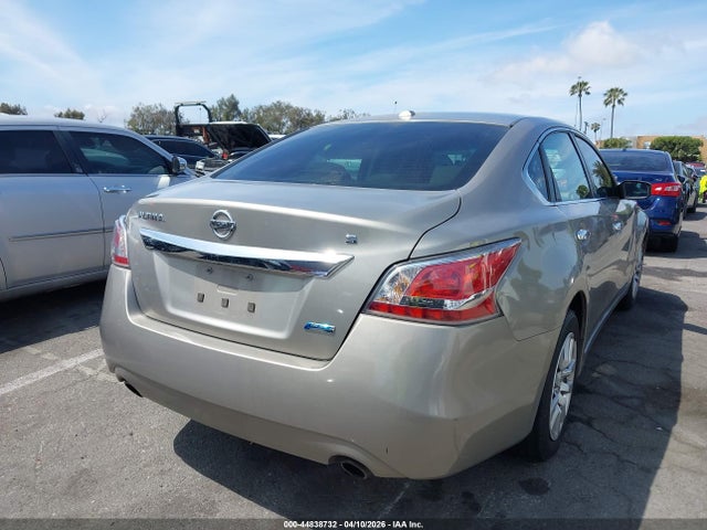 Nissan Altima 2.5 S 2014 1N4AL3AP6EN235768 Image 4