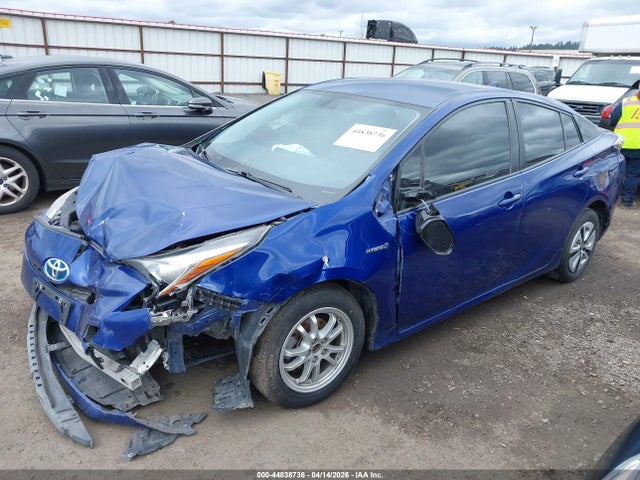 Toyota Prius Two Eco 2016 JTDKARFU2G3518625 Image 2