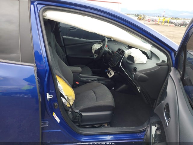 Toyota Prius Two Eco 2016 JTDKARFU2G3518625 Image 5