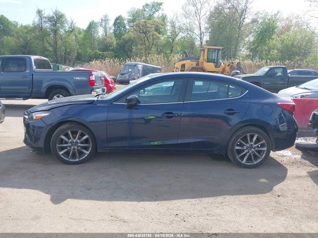 2018 Mazda Mazda3 Touring მანქანა იყიდება აუქციონზე, vin: 3MZBN1V39JM238329, აუქციონის ნომერი: 44838750