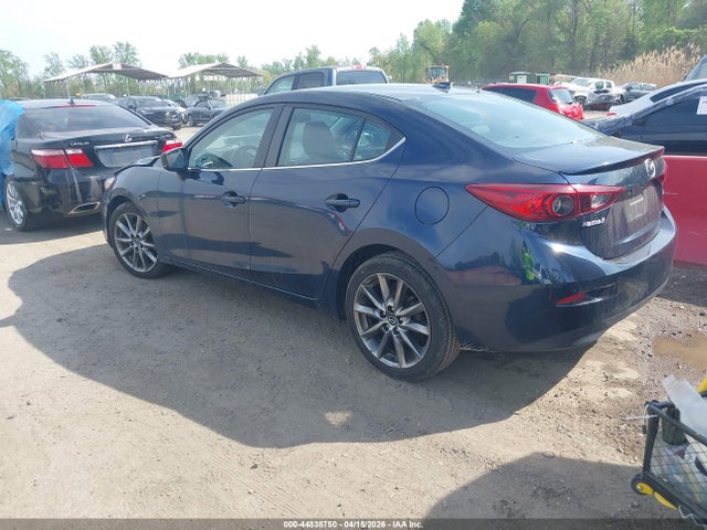 2018 Mazda Mazda3 Touring მანქანა იყიდება აუქციონზე, vin: 3MZBN1V39JM238329, აუქციონის ნომერი: 44838750