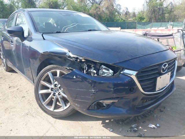 2018 Mazda Mazda3 Touring მანქანა იყიდება აუქციონზე, vin: 3MZBN1V39JM238329, აუქციონის ნომერი: 44838750