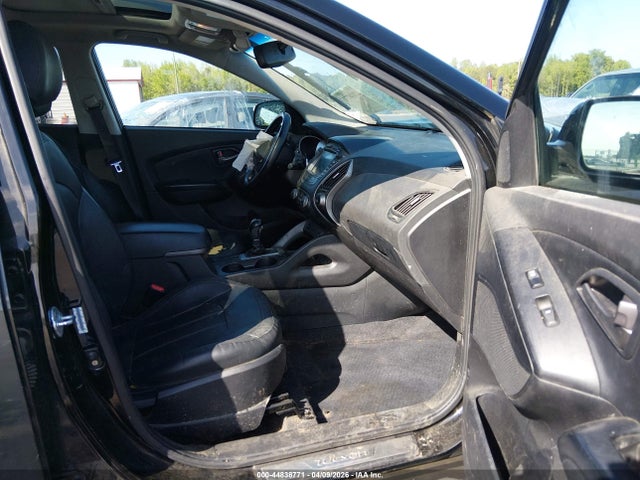 44838771 :رقم المزاد ، KM8JU3AG6FU958062 vin ، 2015 Hyundai Tucson Limited مزاد بيع