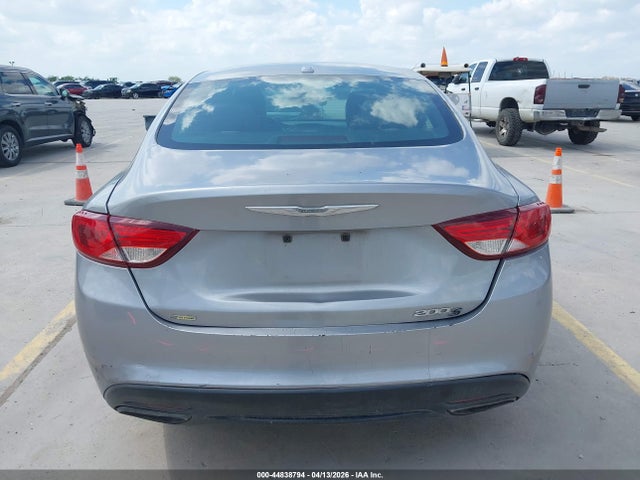 2015 Chrysler 200 S მანქანა იყიდება აუქციონზე, vin: 1C3CCCBB2FN593834, აუქციონის ნომერი: 44838794