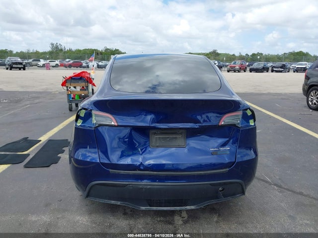 2023 Tesla Model Y Awd/long Range Dual Motor All-wheel Drive მანქანა იყიდება აუქციონზე, vin: 7SAYGDEE8PA200114, აუქციონის ნომერი: 44838795