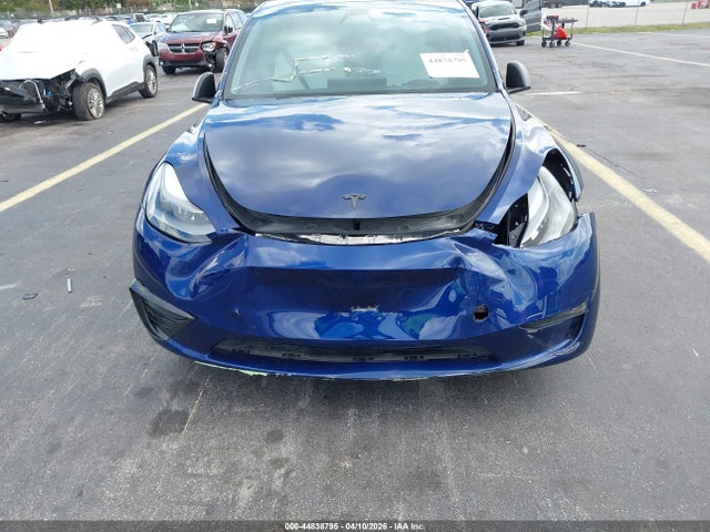 2023 Tesla Model Y Awd/long Range Dual Motor All-wheel Drive მანქანა იყიდება აუქციონზე, vin: 7SAYGDEE8PA200114, აუქციონის ნომერი: 44838795