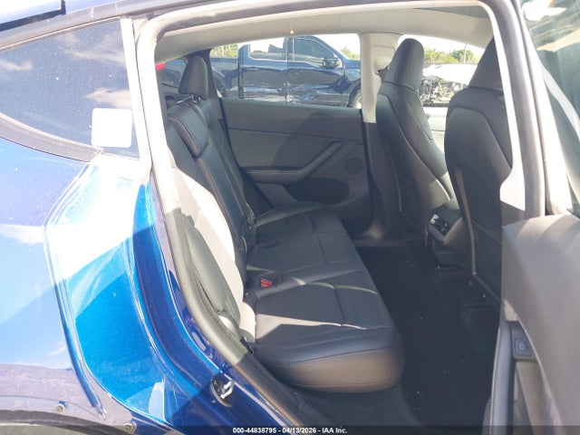 2023 Tesla Model Y Awd/long Range Dual Motor All-wheel Drive მანქანა იყიდება აუქციონზე, vin: 7SAYGDEE8PA200114, აუქციონის ნომერი: 44838795