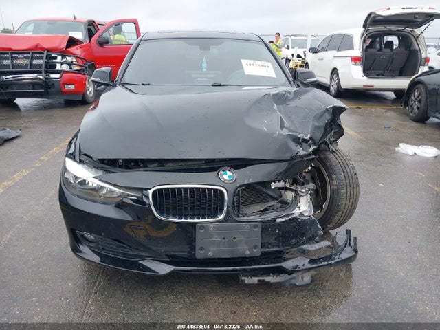 44838804 :رقم المزاد ، WBA3B1G56FNT64477 vin ، 2015 Bmw 320i مزاد بيع