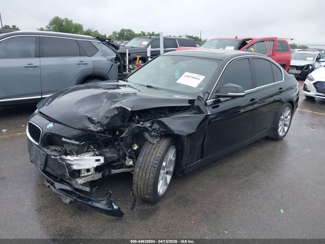 44838804 :رقم المزاد ، WBA3B1G56FNT64477 vin ، 2015 Bmw 320i مزاد بيع