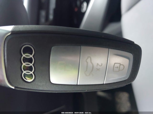 2025 Audi Q4 E-tron Premium 45 Rwd მანქანა იყიდება აუქციონზე, vin: WA1A5BFZ1SP044214, აუქციონის ნომერი: 44838828