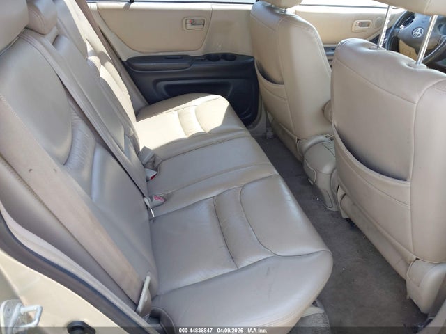 2002 TOYOTA HIGHLANDER JTEHF21A820046601 Photo 7