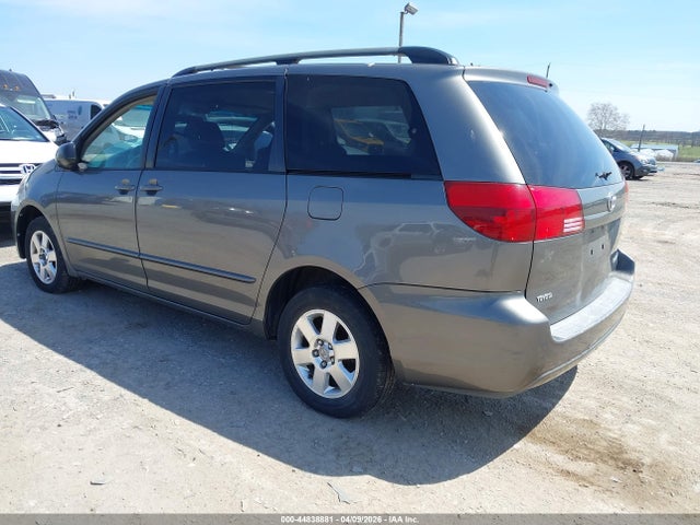 2005 TOYOTA SIENNA 5TDZA23C25S246056 Photo 2