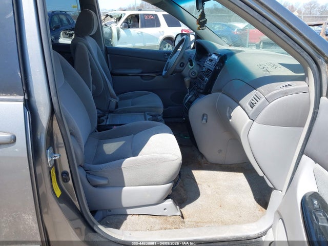2005 TOYOTA SIENNA 5TDZA23C25S246056 Photo 4