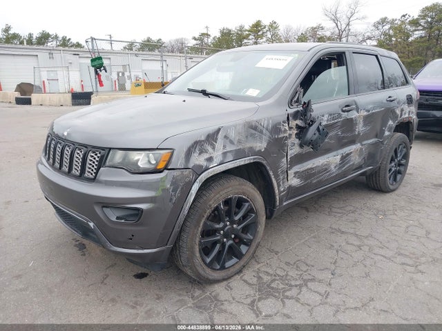 Продаж на аукціоні авто 2017 Jeep Grand Cherokee Altitude 4x4, vin: 1C4RJFAG1HC910642, номер лоту: 44838899