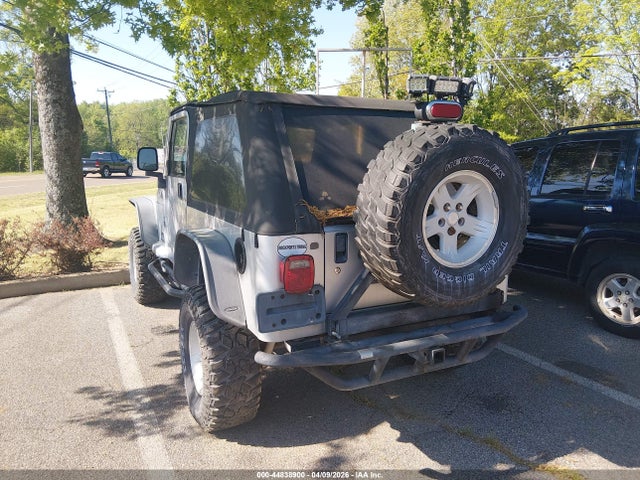 2005 JEEP WRANGLER 1J4FA44S55P307165 Photo 2