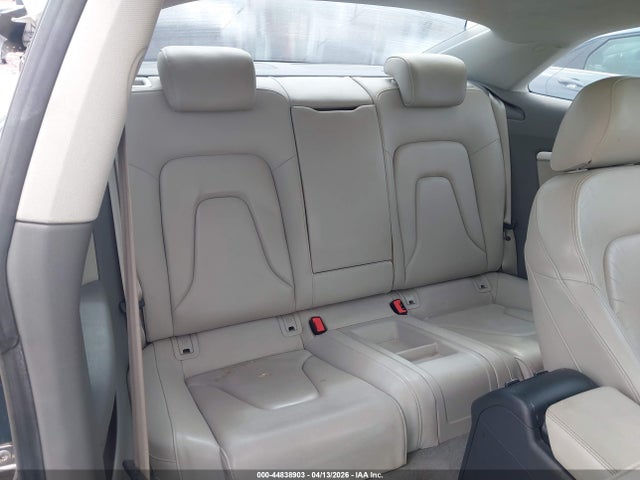 Продаж на аукціоні авто 2010 Audi A5 2.0t Premium, vin: WAULFAFR4AA034247, номер лоту: 44838903