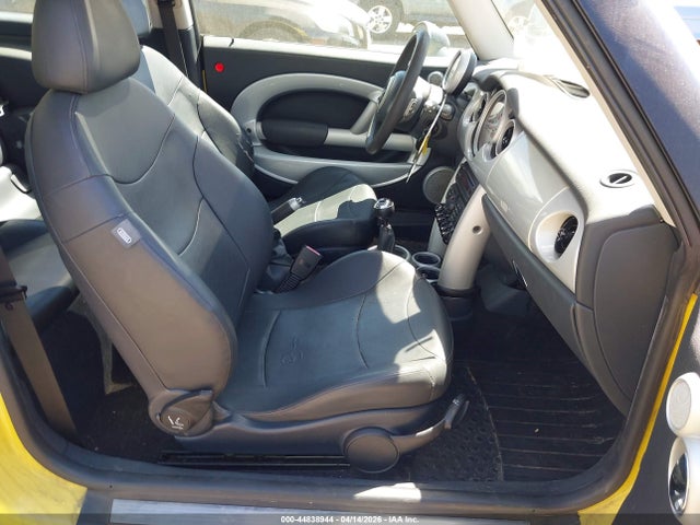2004 Mini Cooper მანქანა იყიდება აუქციონზე, vin: WMWRC33454TC50093, აუქციონის ნომერი: 44838944