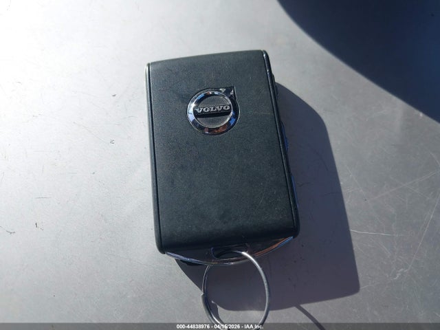 2020 Volvo S60 T6 Momentum მანქანა იყიდება აუქციონზე, vin: 7JRA22TK6LG067061, აუქციონის ნომერი: 44838976