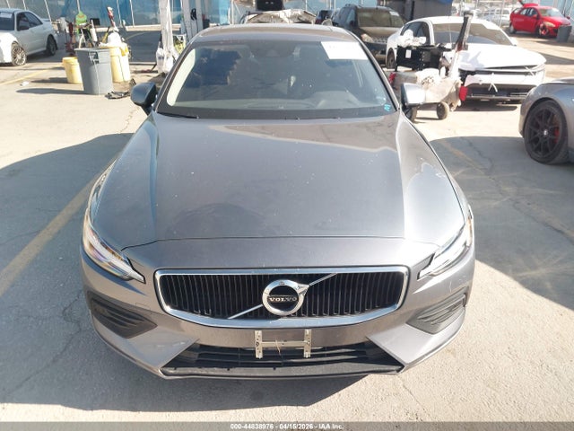 2020 Volvo S60 T6 Momentum მანქანა იყიდება აუქციონზე, vin: 7JRA22TK6LG067061, აუქციონის ნომერი: 44838976