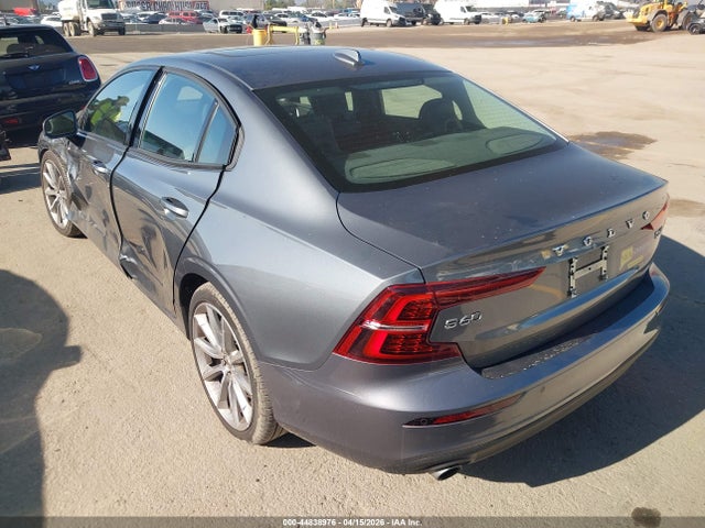 2020 Volvo S60 T6 Momentum მანქანა იყიდება აუქციონზე, vin: 7JRA22TK6LG067061, აუქციონის ნომერი: 44838976