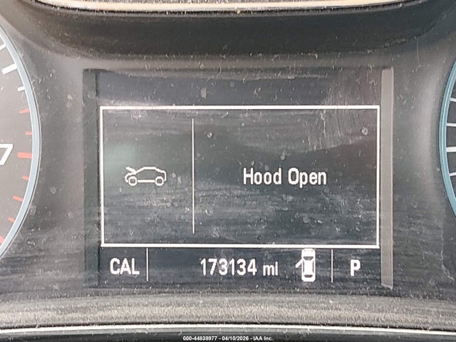 1G1BE5SM5H7263653 Chevrolet Cruze Lt Auto