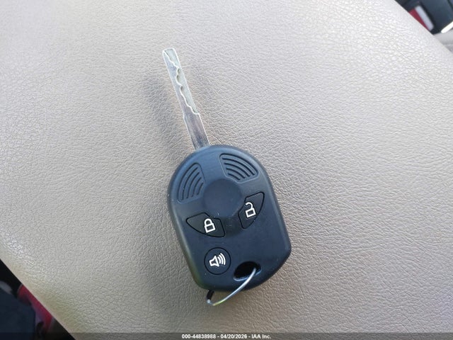 Продажа на аукционе авто 2015 Ford Escape Se, vin: 1FMCU0G76FUC01547, номер лота: 44838988