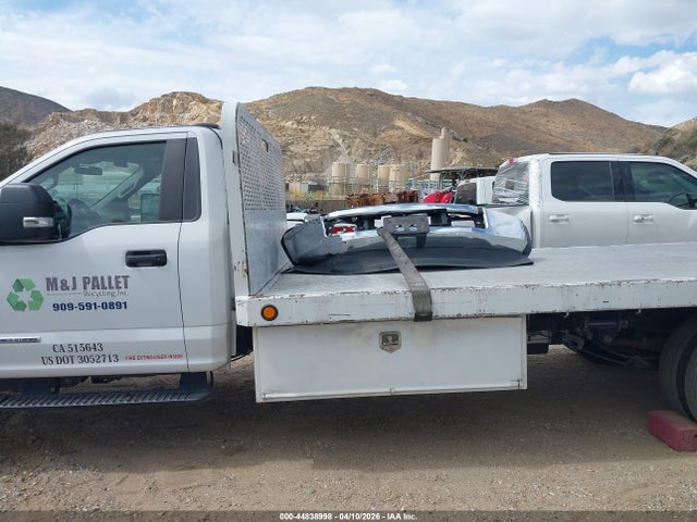 2020 Ford F-550 Chassis Xl მანქანა იყიდება აუქციონზე, vin: 1FDUF5GT6LDA04026, აუქციონის ნომერი: 44838998