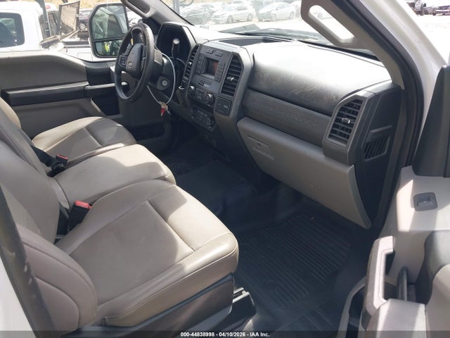2020 Ford F-550 Chassis Xl მანქანა იყიდება აუქციონზე, vin: 1FDUF5GT6LDA04026, აუქციონის ნომერი: 44838998