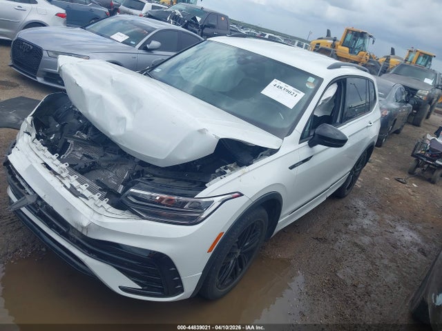 Продаж на аукціоні авто 2022 Volkswagen Tiguan 2.0t Se R-line Black, vin: 3VVCB7AX8NM036245, номер лоту: 44839021