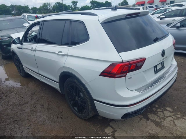 Продаж на аукціоні авто 2022 Volkswagen Tiguan 2.0t Se R-line Black, vin: 3VVCB7AX8NM036245, номер лоту: 44839021