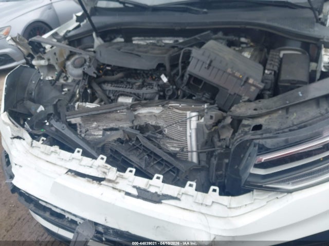 Продаж на аукціоні авто 2022 Volkswagen Tiguan 2.0t Se R-line Black, vin: 3VVCB7AX8NM036245, номер лоту: 44839021