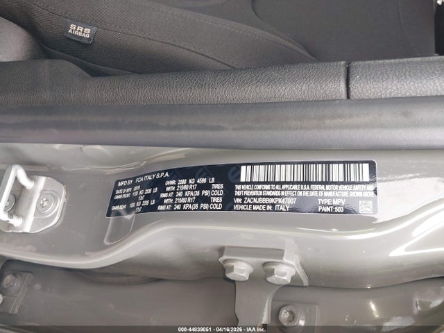 44839051 :رقم المزاد ، ZACNJBBB9KPK47007 vin ، 2019 Jeep Renegade Latitude 4x4 مزاد بيع