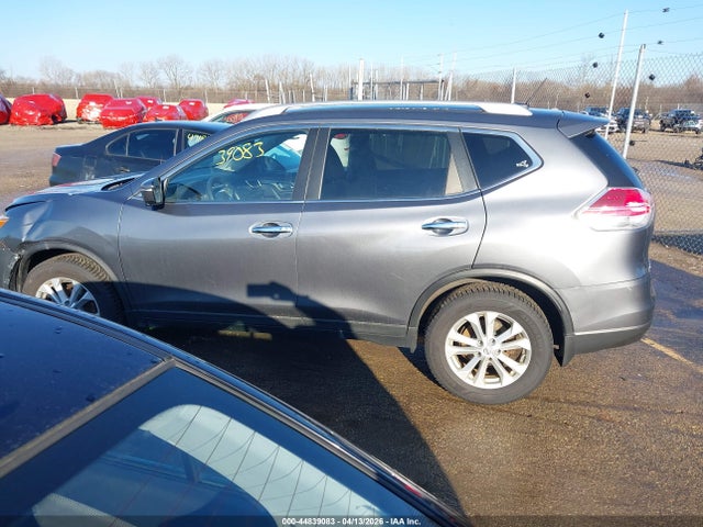KNMAT2MV1FP578668 Nissan ROGUE SV