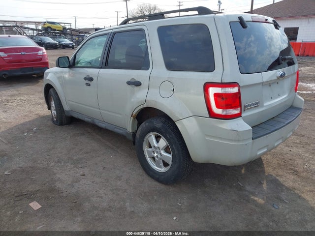 2009 FORD ESCAPE 1FMCU03G19KC33585 Photo 2