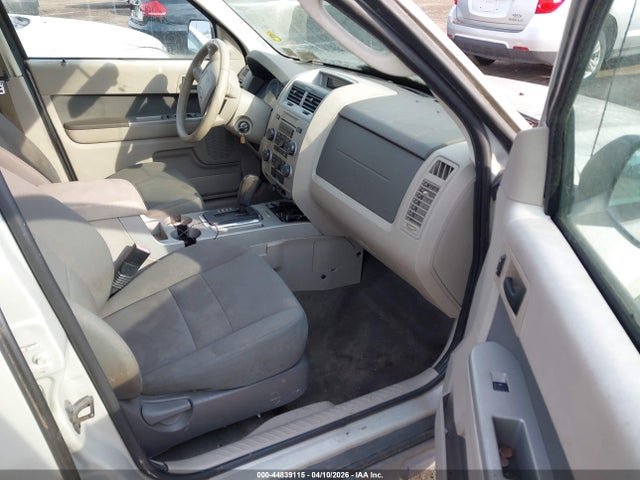 2009 FORD ESCAPE 1FMCU03G19KC33585 Photo 4