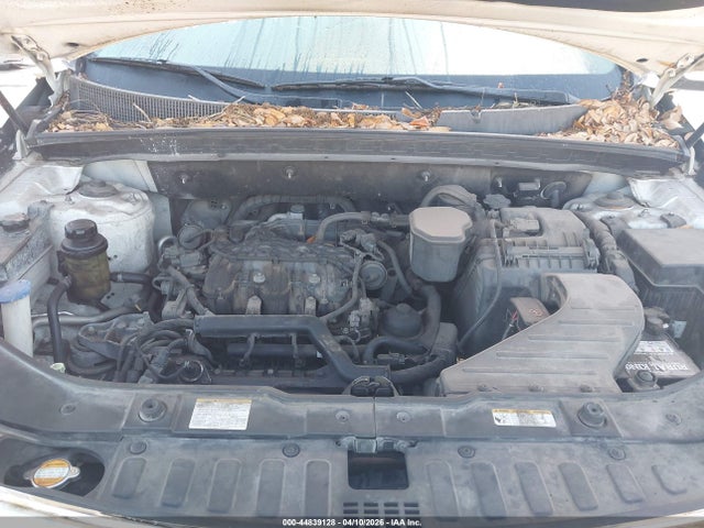 44839128 :رقم المزاد ، 5XYKT4A28BG113666 vin ، 2011 Kia Sorento Lx V6 مزاد بيع