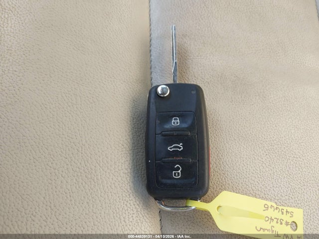 Продаж на аукціоні авто 2014 Volkswagen Tiguan R-line, vin: WVGBV3AX4EW543665, номер лоту: 44839131