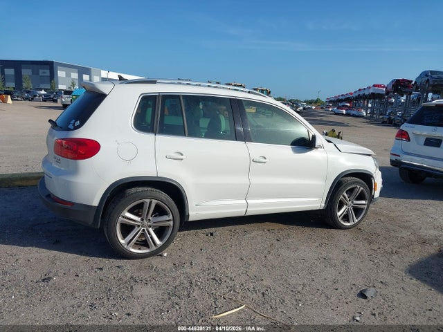 Продаж на аукціоні авто 2014 Volkswagen Tiguan R-line, vin: WVGBV3AX4EW543665, номер лоту: 44839131
