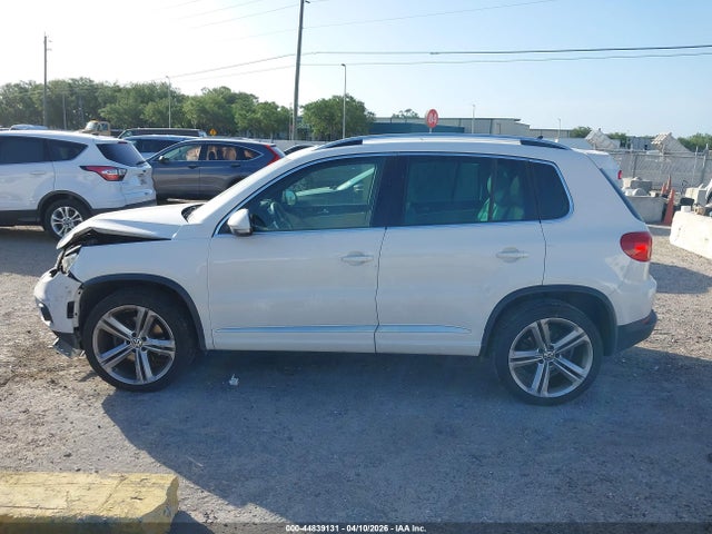 Продаж на аукціоні авто 2014 Volkswagen Tiguan R-line, vin: WVGBV3AX4EW543665, номер лоту: 44839131