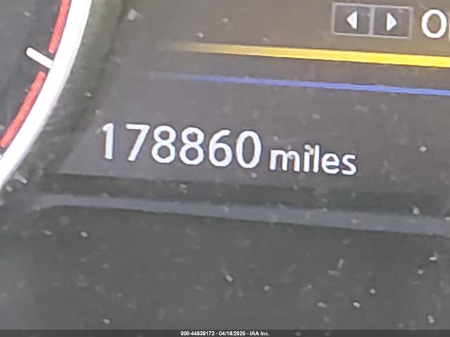 44839172 :رقم المزاد ، 1N4AA6AP2HC363383 vin ، 2017 Nissan Maxima 3.5 Platinum مزاد بيع
